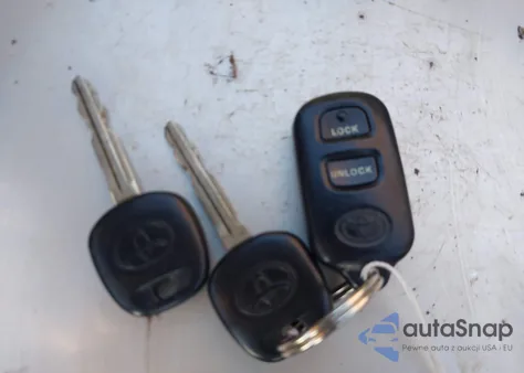 2008 Toyota Corolla Le z USA, uszkodzony, nr VIN 1NXBR32EX8Z012763